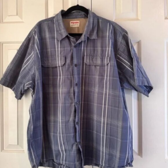 Wrangler Authentics Men’s Short Sleeve Button Up Shirt Blue Plaid SZ 2XL - Picture 1 of 7